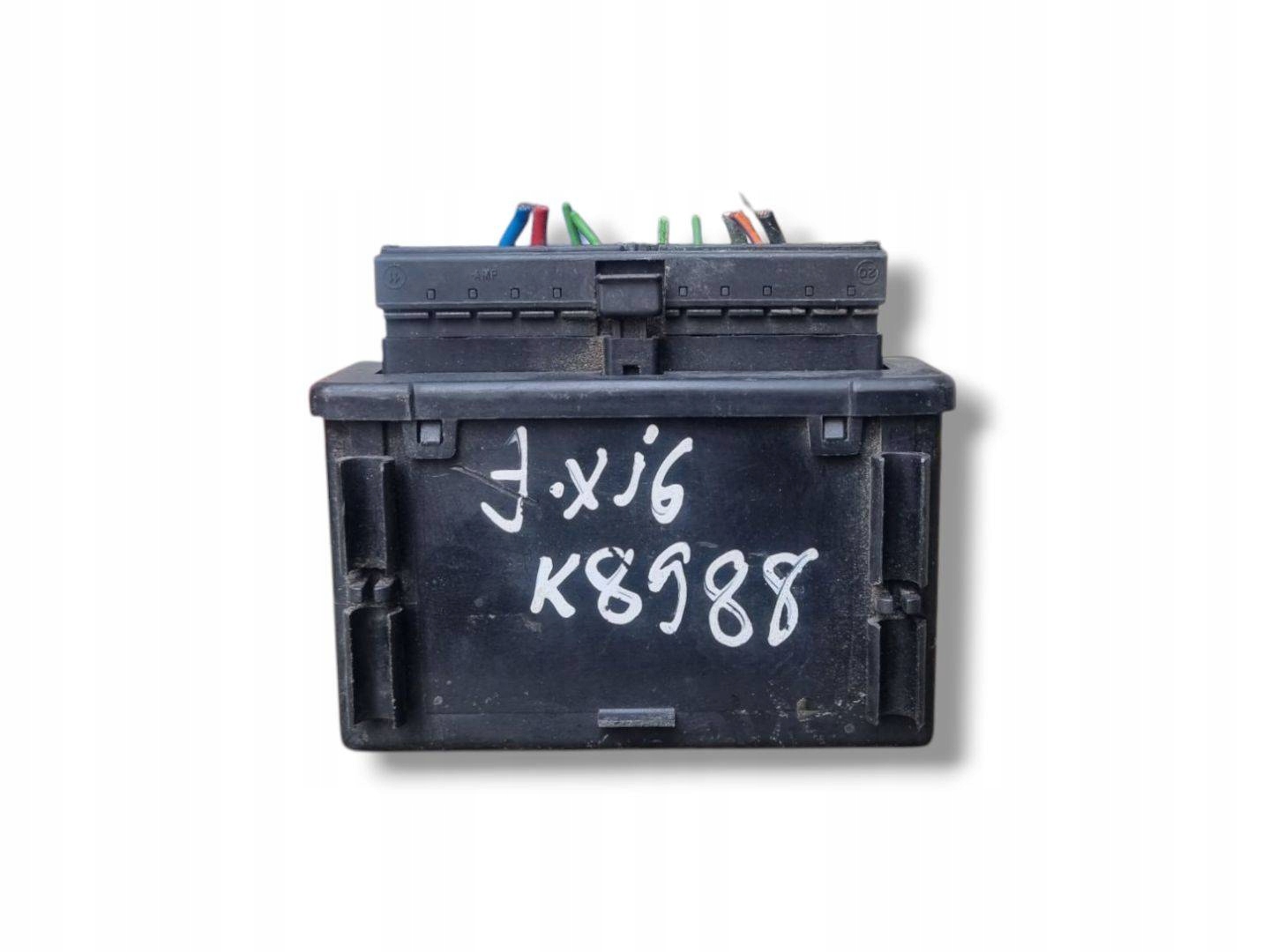 relay Jaguar XJ 2 XJ40 1993 DBC11206