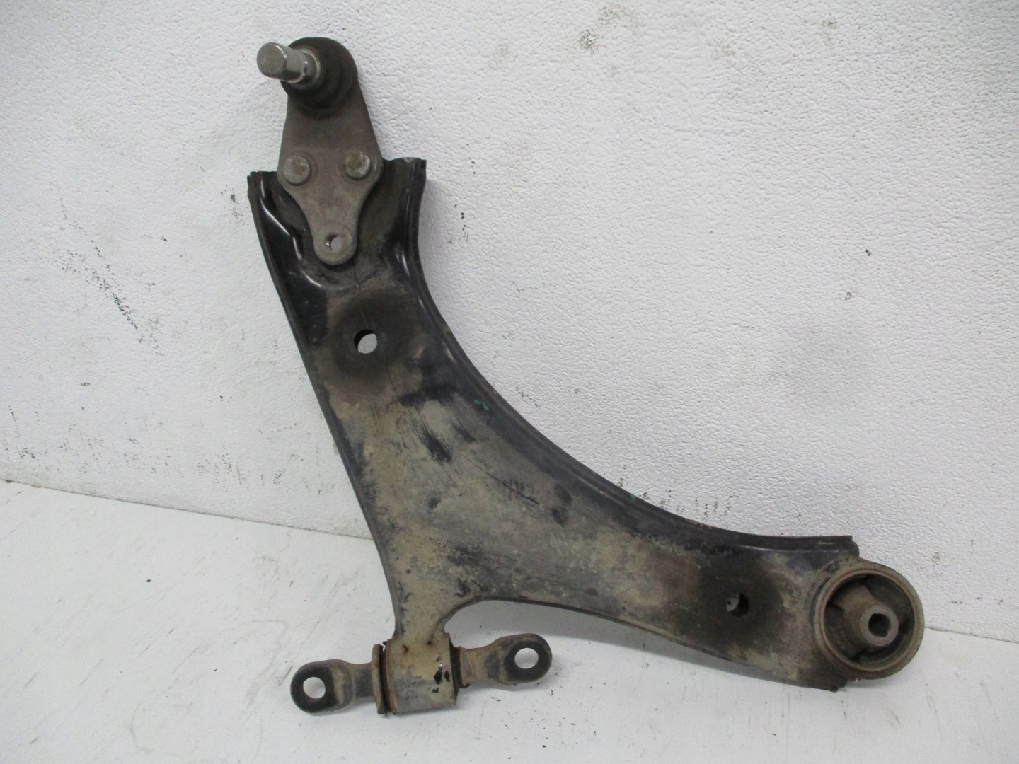 arm front left HYUNDAI SANTA FE IV