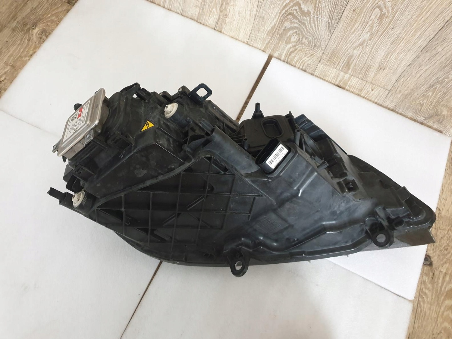 light BI Xenon left TOUAREG II 7P complete LIFT