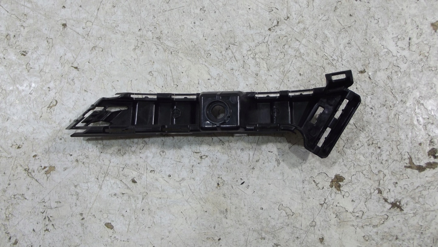 Mercedes E Klasa W213 bumper bracket right rear part A2138850465