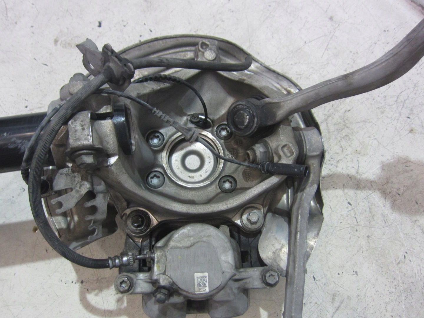 BMW X3 G01 swing left front front shock absorber 6882595 31216882595