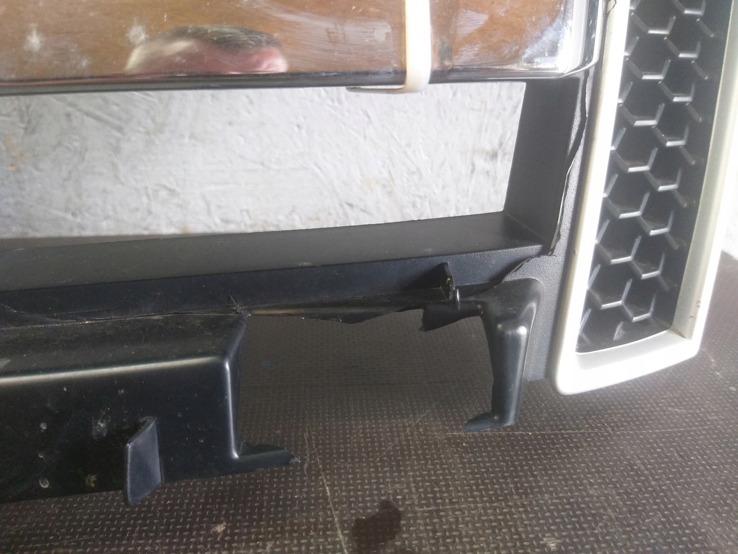 GRILLE FORD RANGER 11