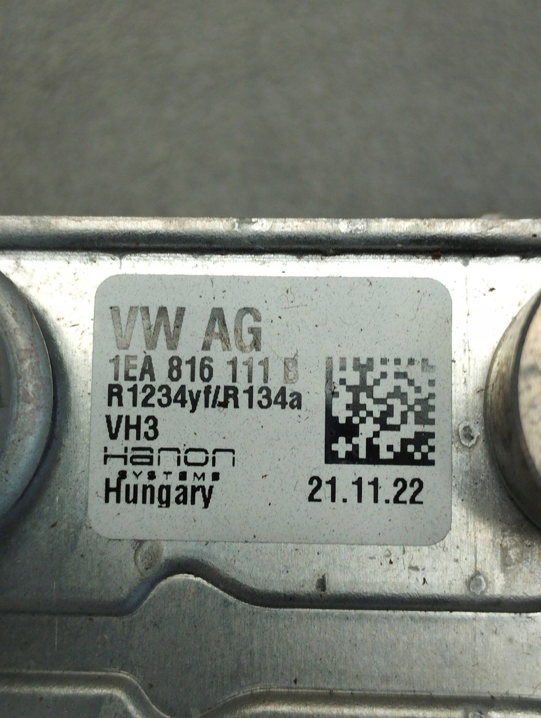 Audi Q4 e-tron WYMIENNIK CIEPLA 1EA816111B