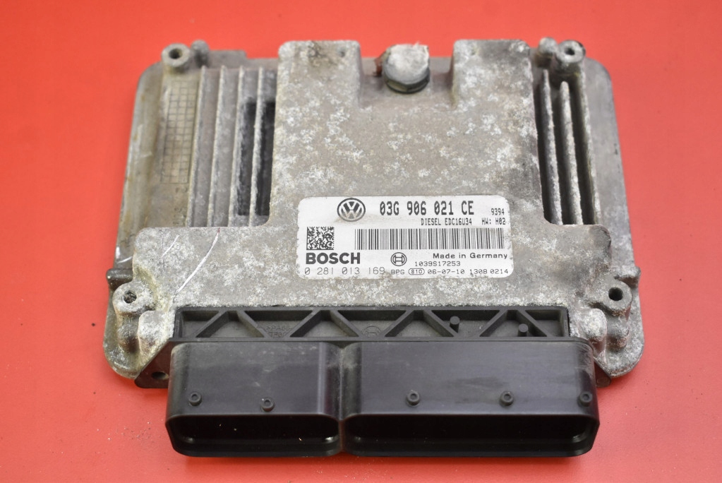 control unit computer of the engine 03G906021CE 03G906021CE VW EOS 2.0 TDI 140 KM