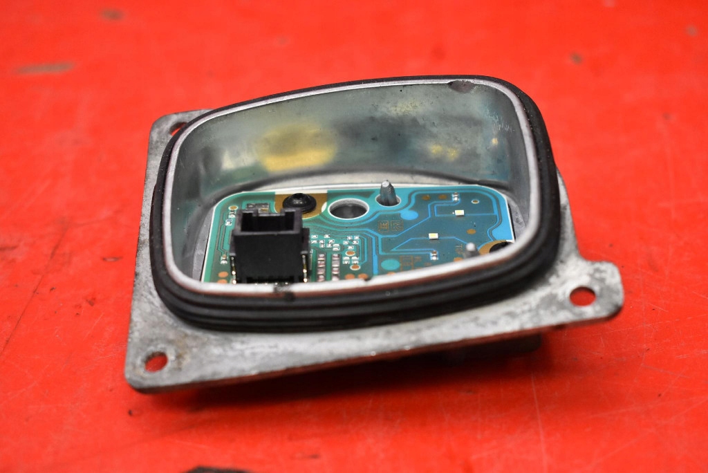 control unit module LED right JEZYK 90138428 RENAULT TALISMAN 1 and 12-20