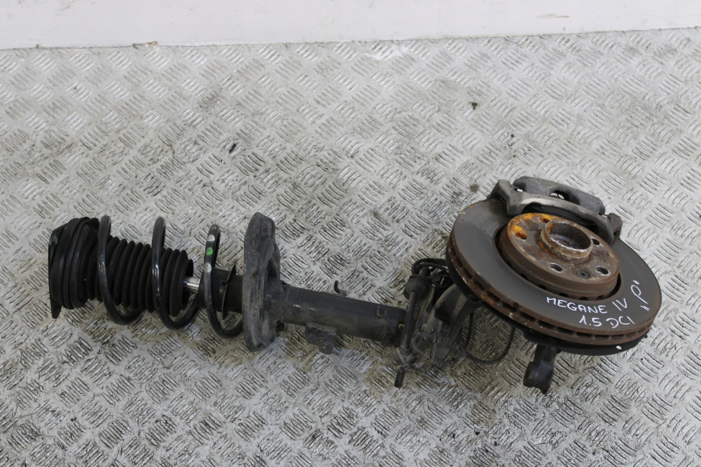 swing McPherson shock absorber right front RENAULT MEGANE IV 4 KOMBI