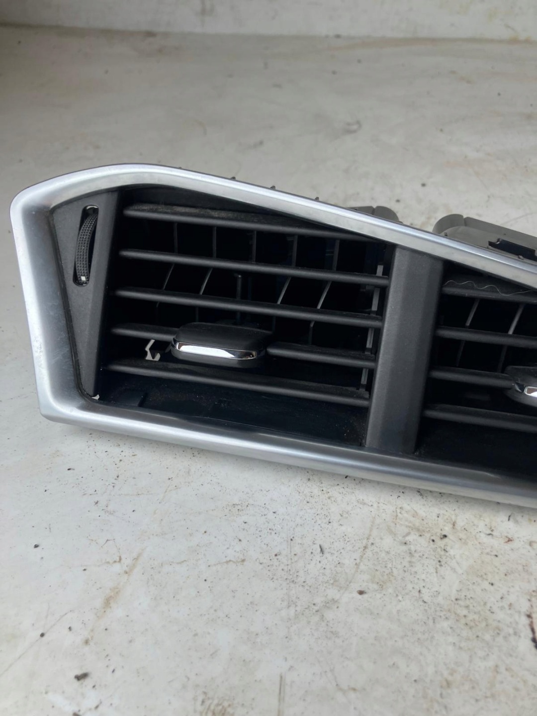 grid air conditioning devices central CITROEN C4 II B7 9676609977