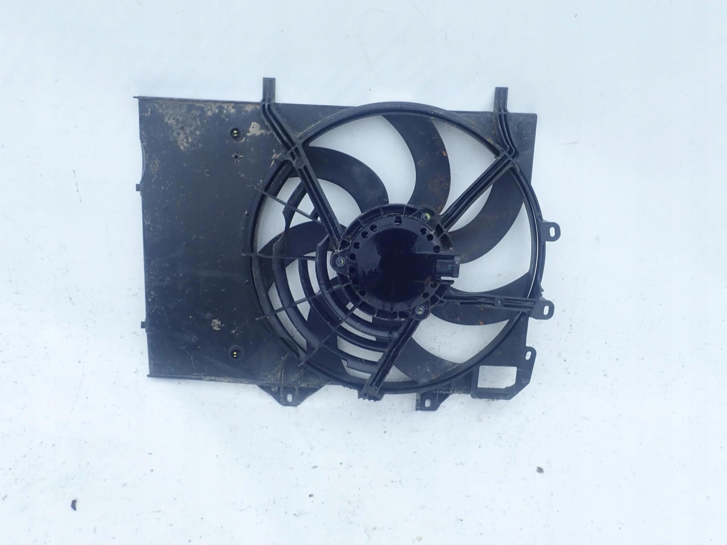 CITROEN PEUGEOT 9801666680 vrtule ventilátor