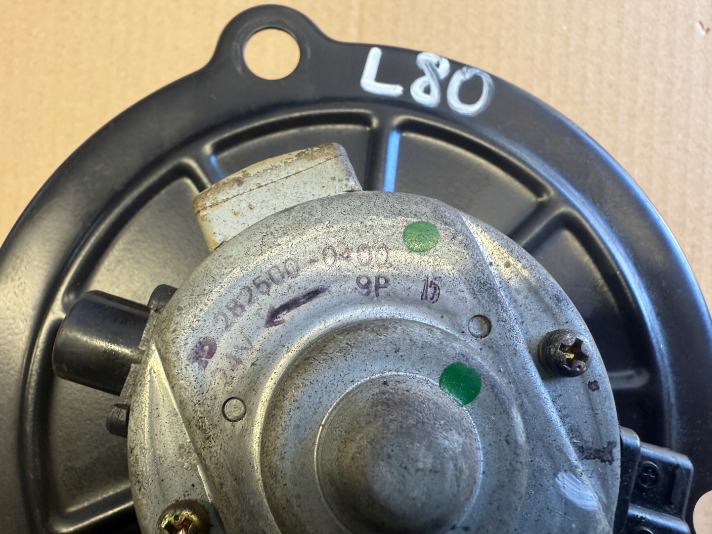 VW L80 94R heating fan 282500-0400