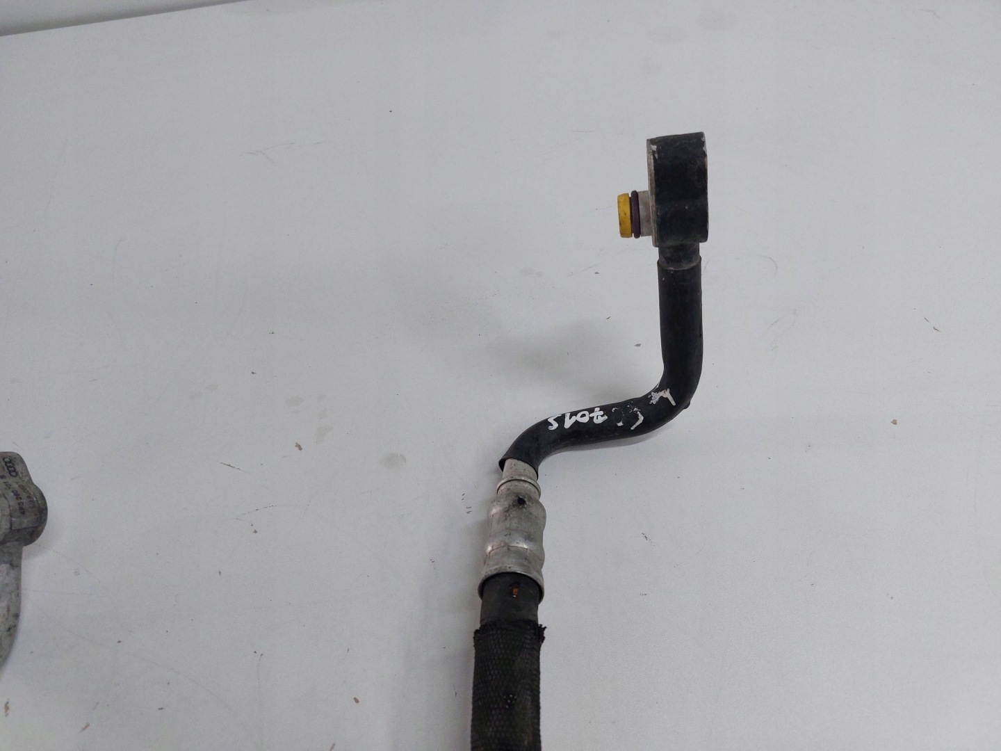 AUDI A6 C6 2,7D 3.0D hadice klimatizaci 4F0260701S