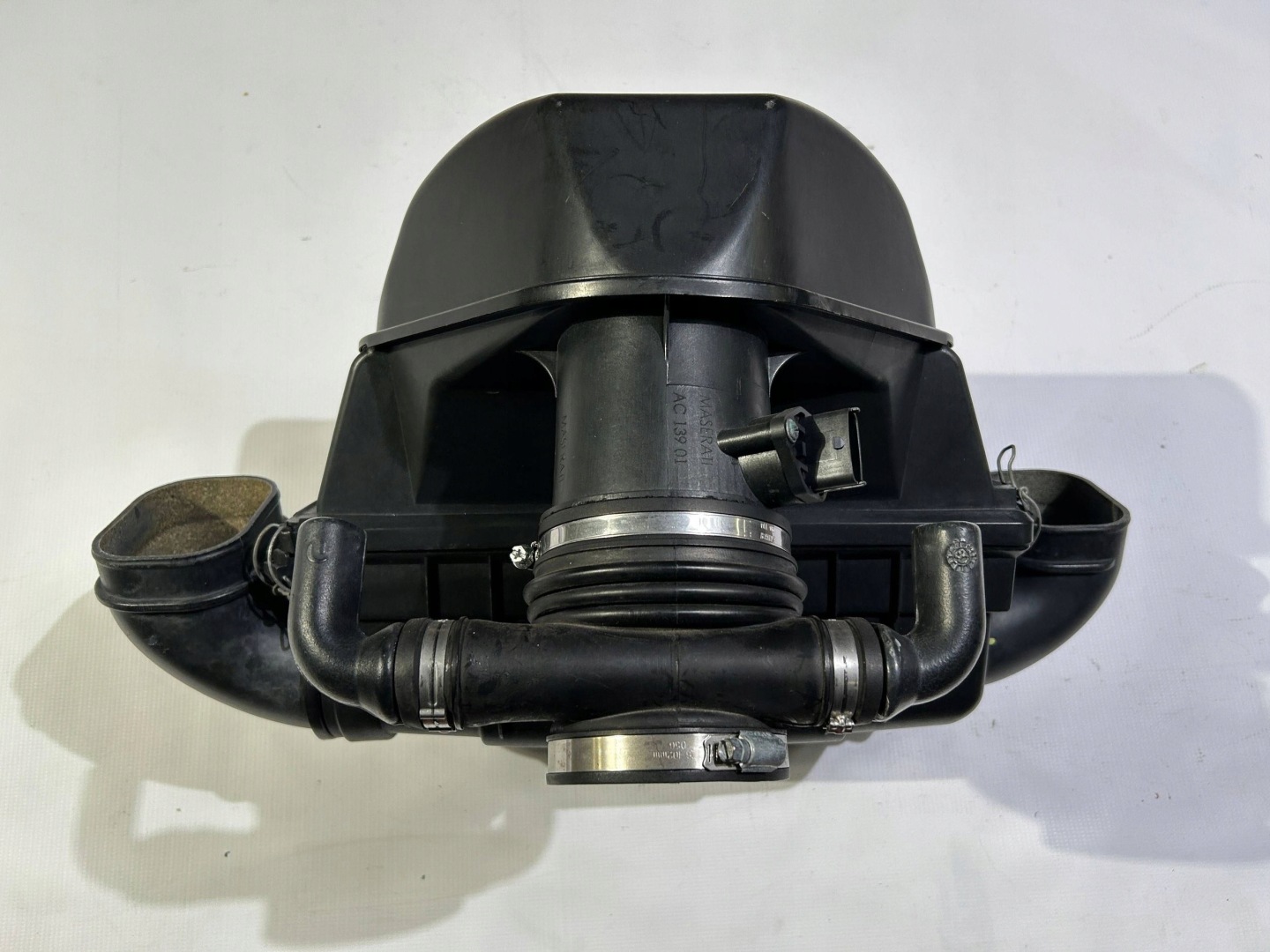 Gehäuse filter luft dolot Maserati GranTurismo 4.2 2008