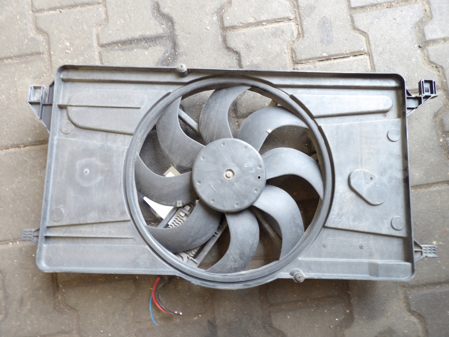 Ford Focus MK2 ventilátor chladiče 3M518C607EC