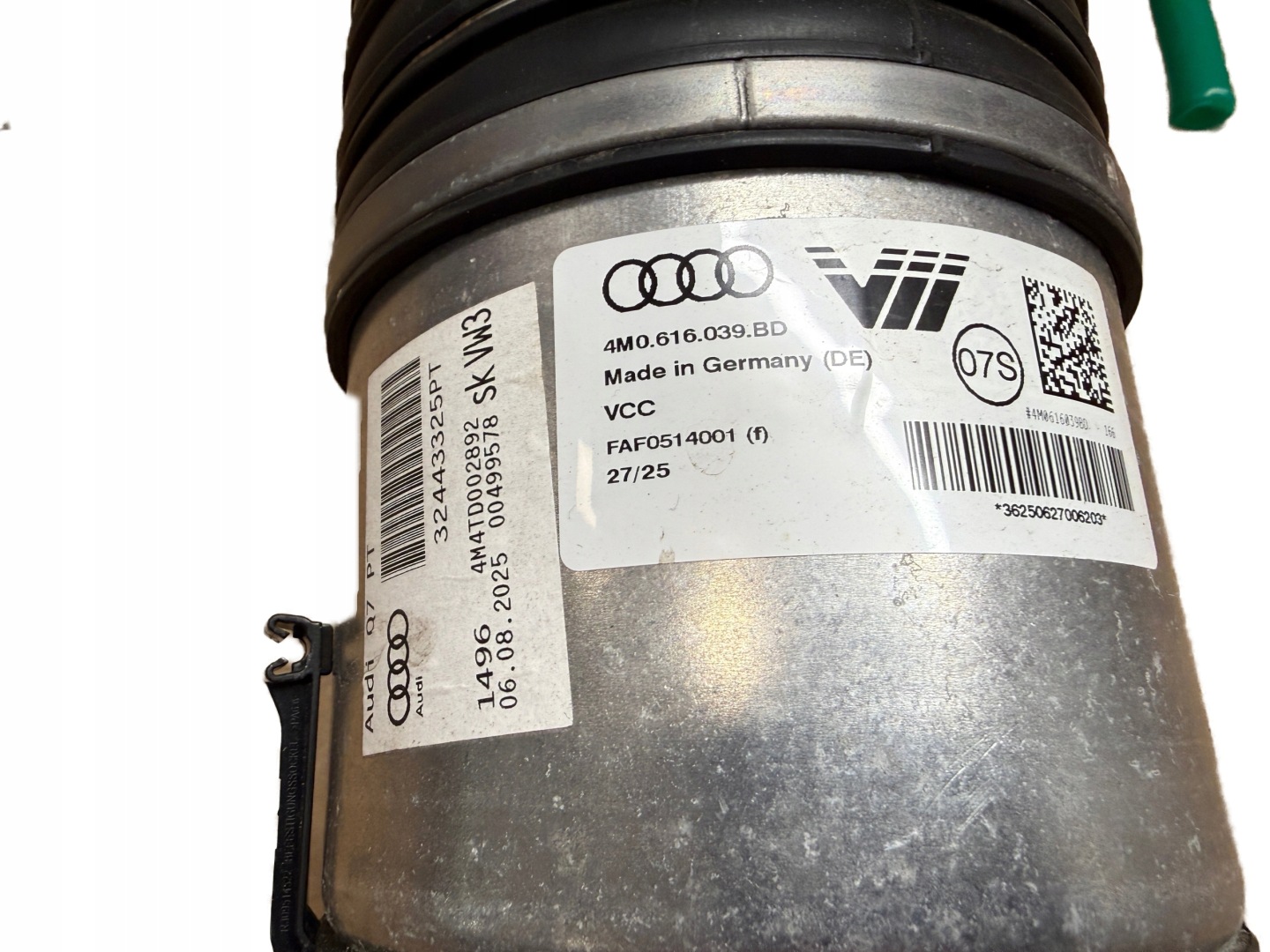 AUDI Q7 4M LIFT shock absorber front 4M0616039BD