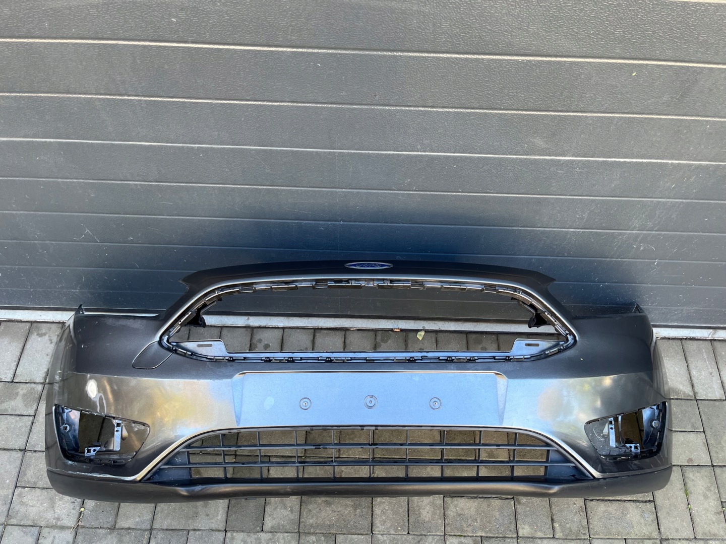 FORD FOCUS MK 3 LIFT 14- NÁRAZNÍK PREDOK PREDNÝ
