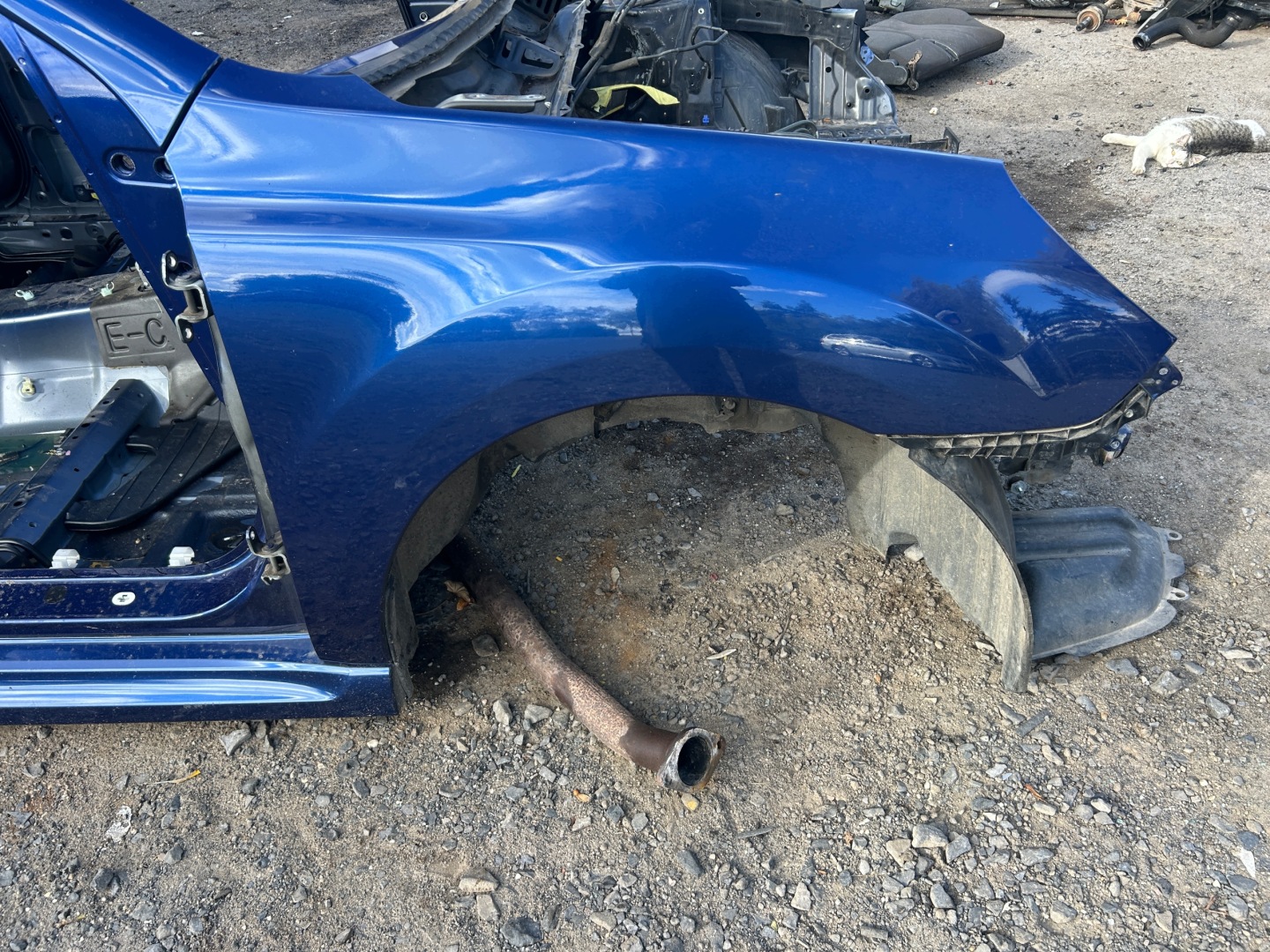 SUBARU LEGACY V parafango destra anteriore E8H