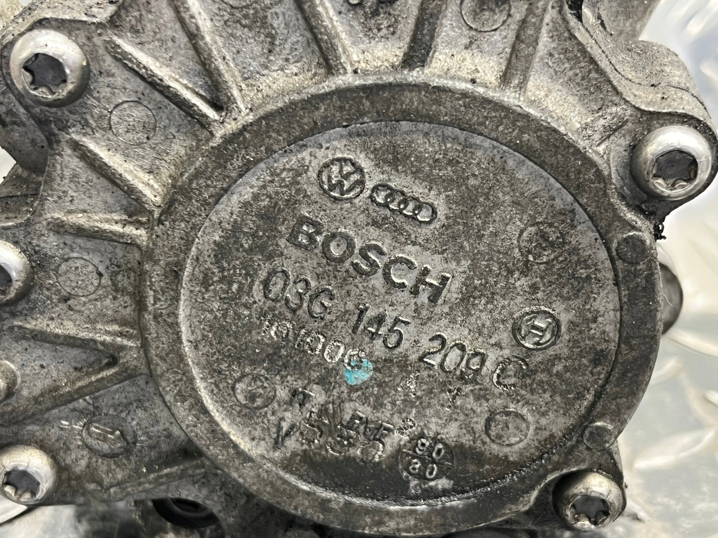 Pompa VACUM VAKUM AUDI A4 B7 03G145209C