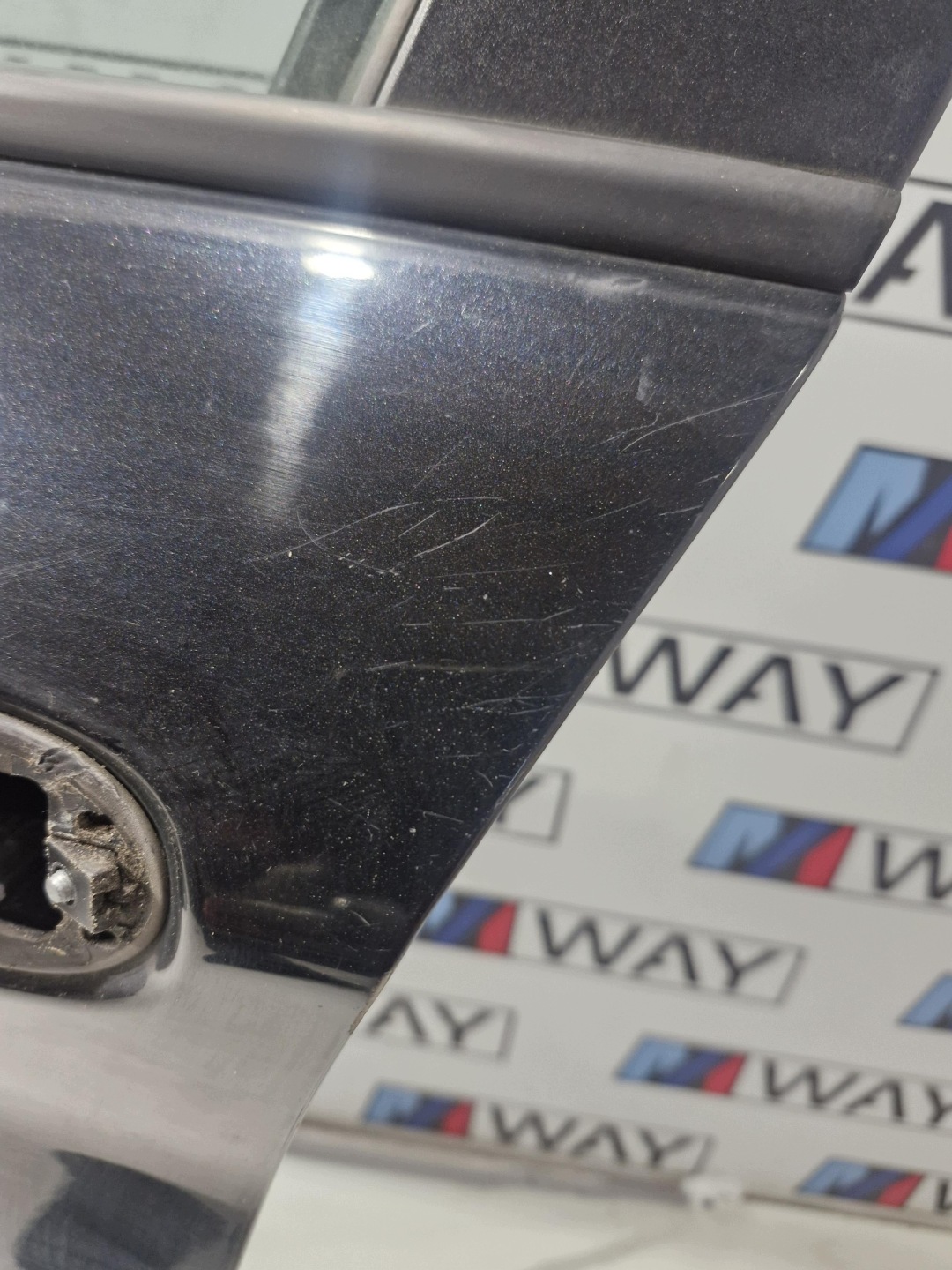 BMW F20 door left left front 475 BLACK SAPPHIRE