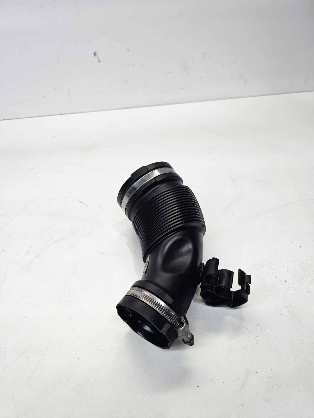 hose wiring air AUDI A4 B9 A5 8W 04L129661B