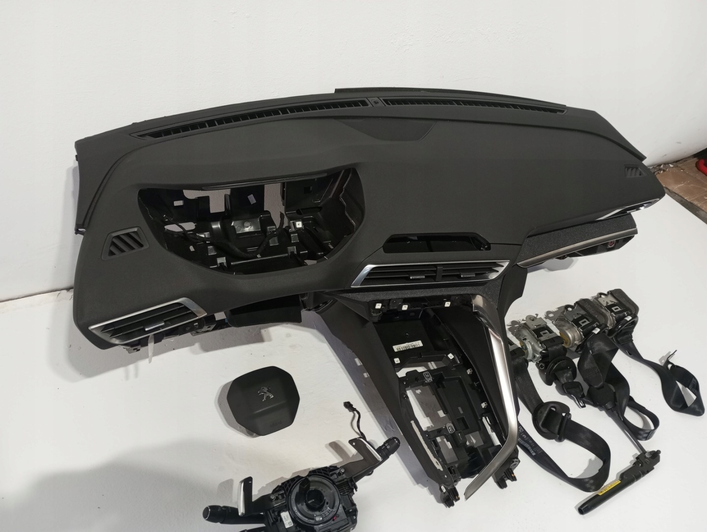 console dashboard PEUGEOT 3008 II