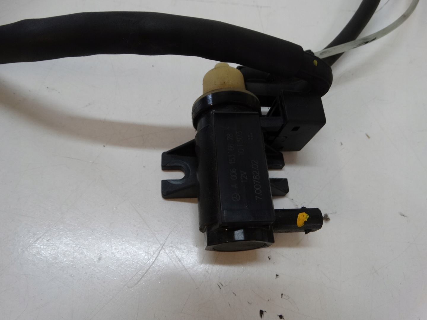 Sensor PODCISN. turbo MERCEDES W169 A0061536628