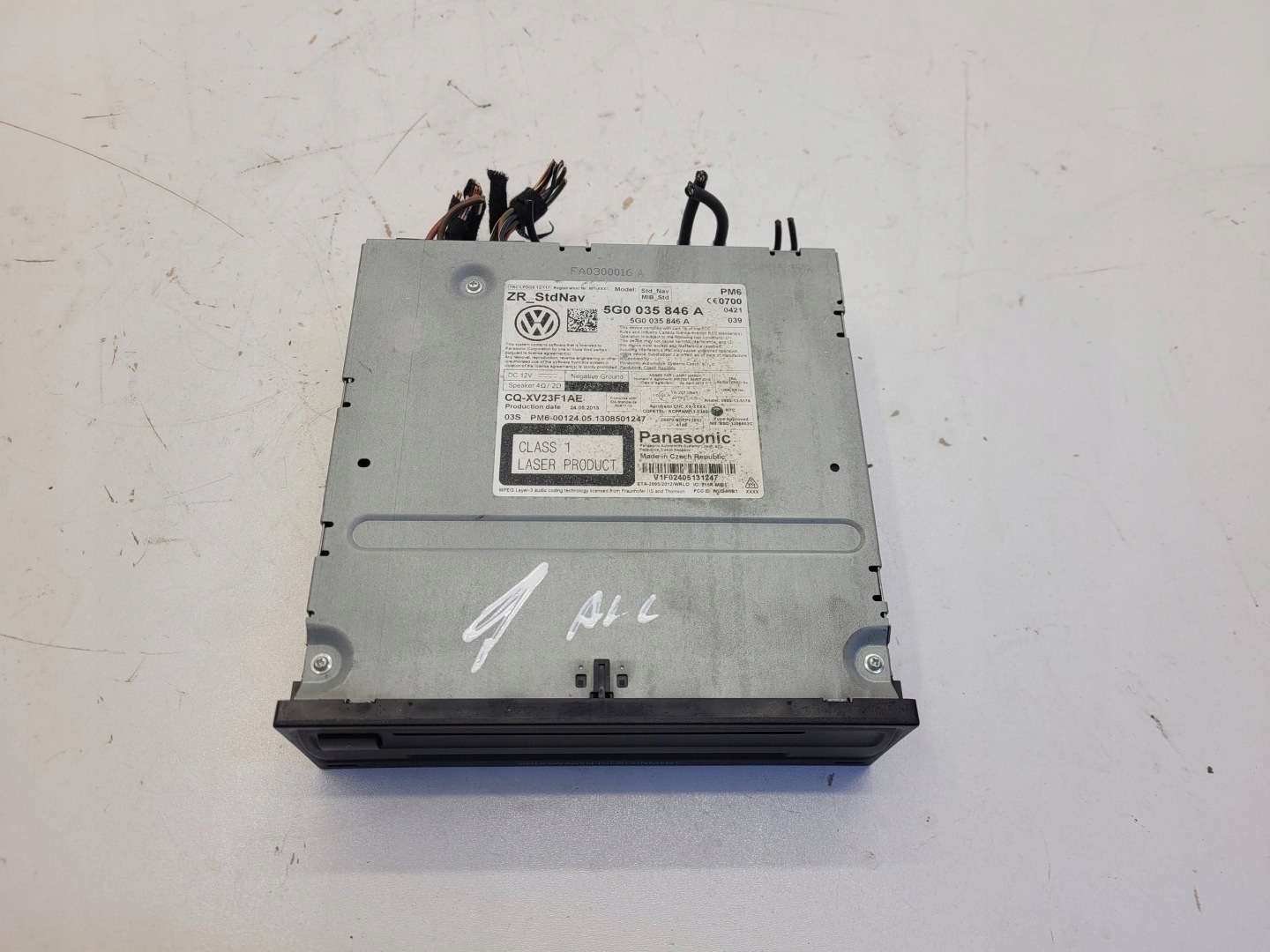 VW GOLF VII PASSAT B8 OCTAVIA III card reader SD navigation RADIO 12R
