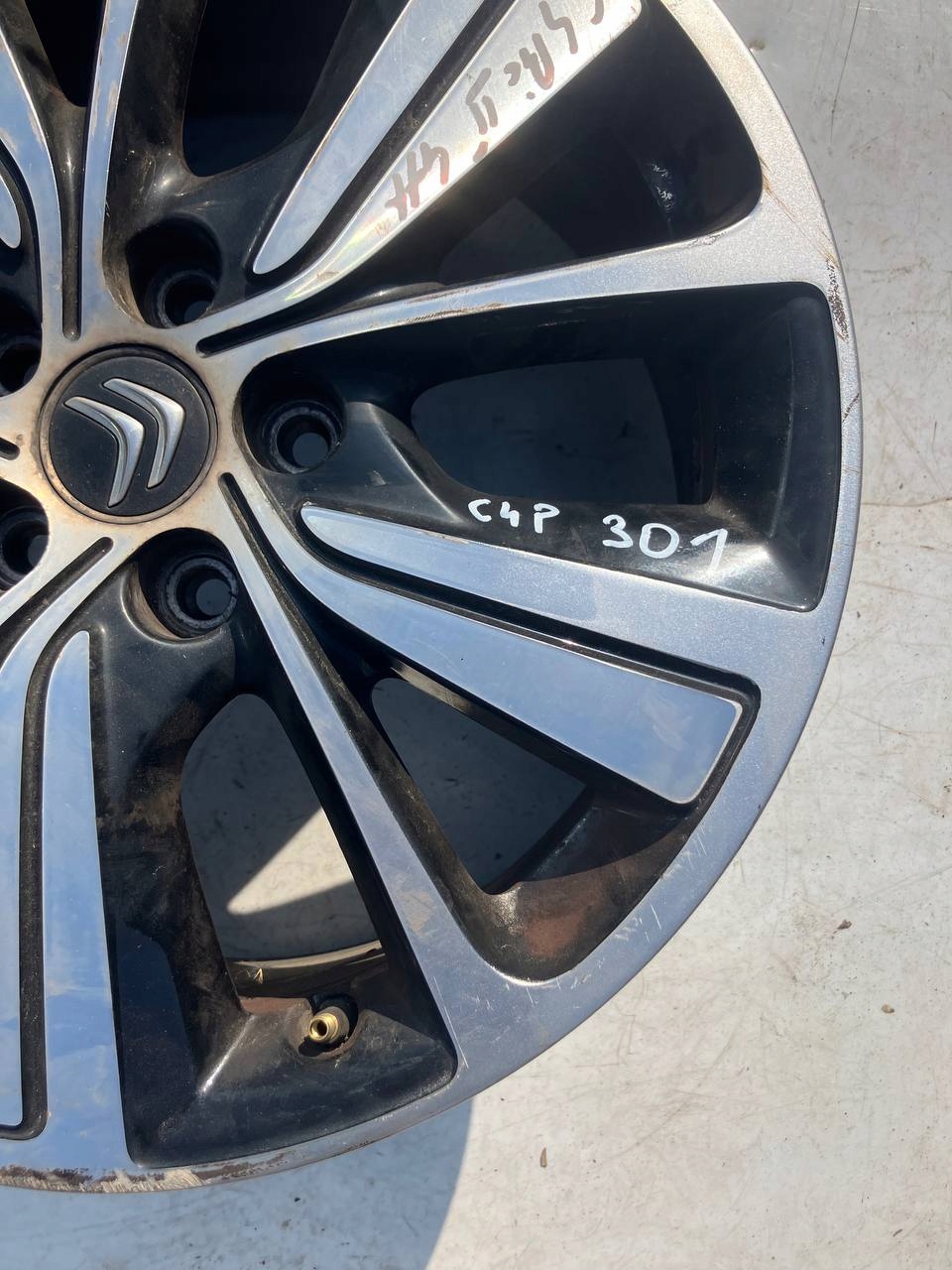disk 17 CALI CITROEN C4 PICASSO II LIFT #301 9677090377