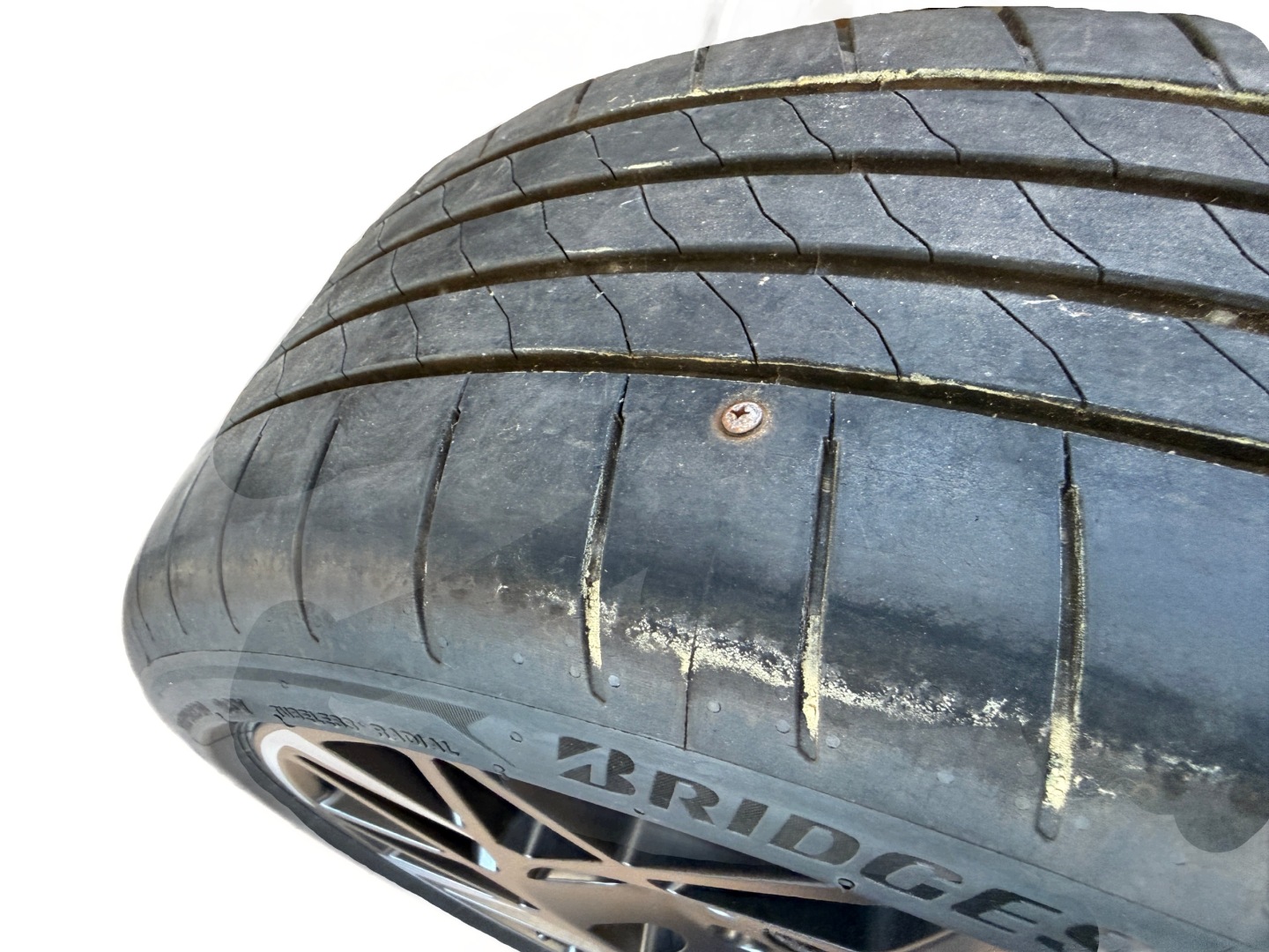 CUPRA BORN wheels discs 235/40R20 BRIDGESTONE