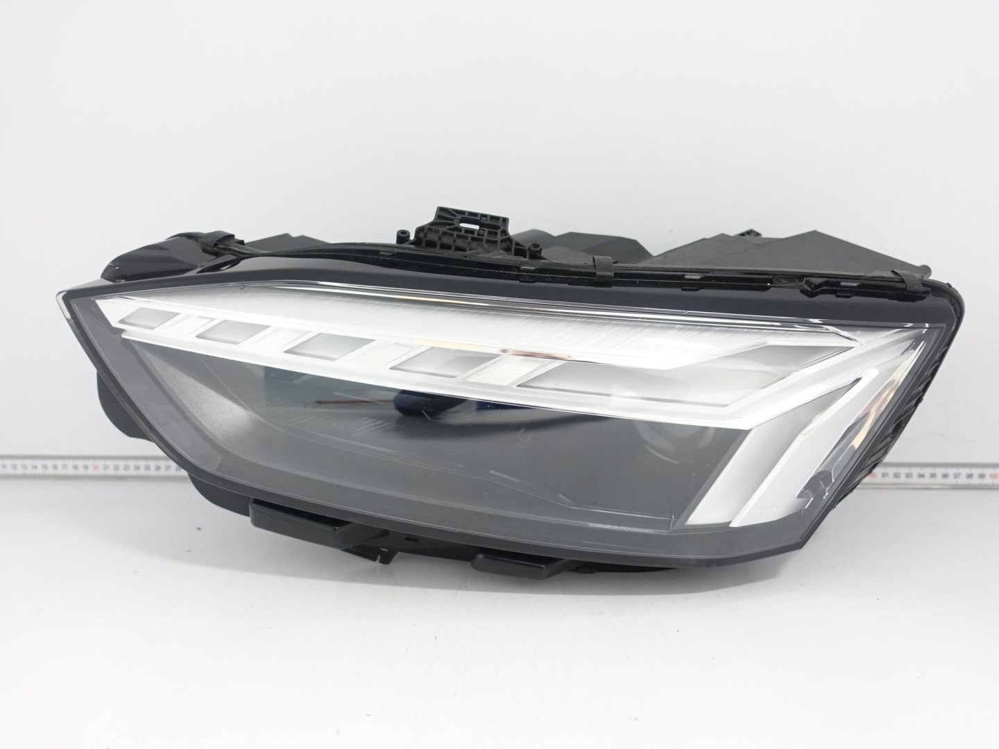 AUDI A5 S5 8W6 F5 B9 LIFT 19-24 light FULL LED MATRIX left front EUROPA
