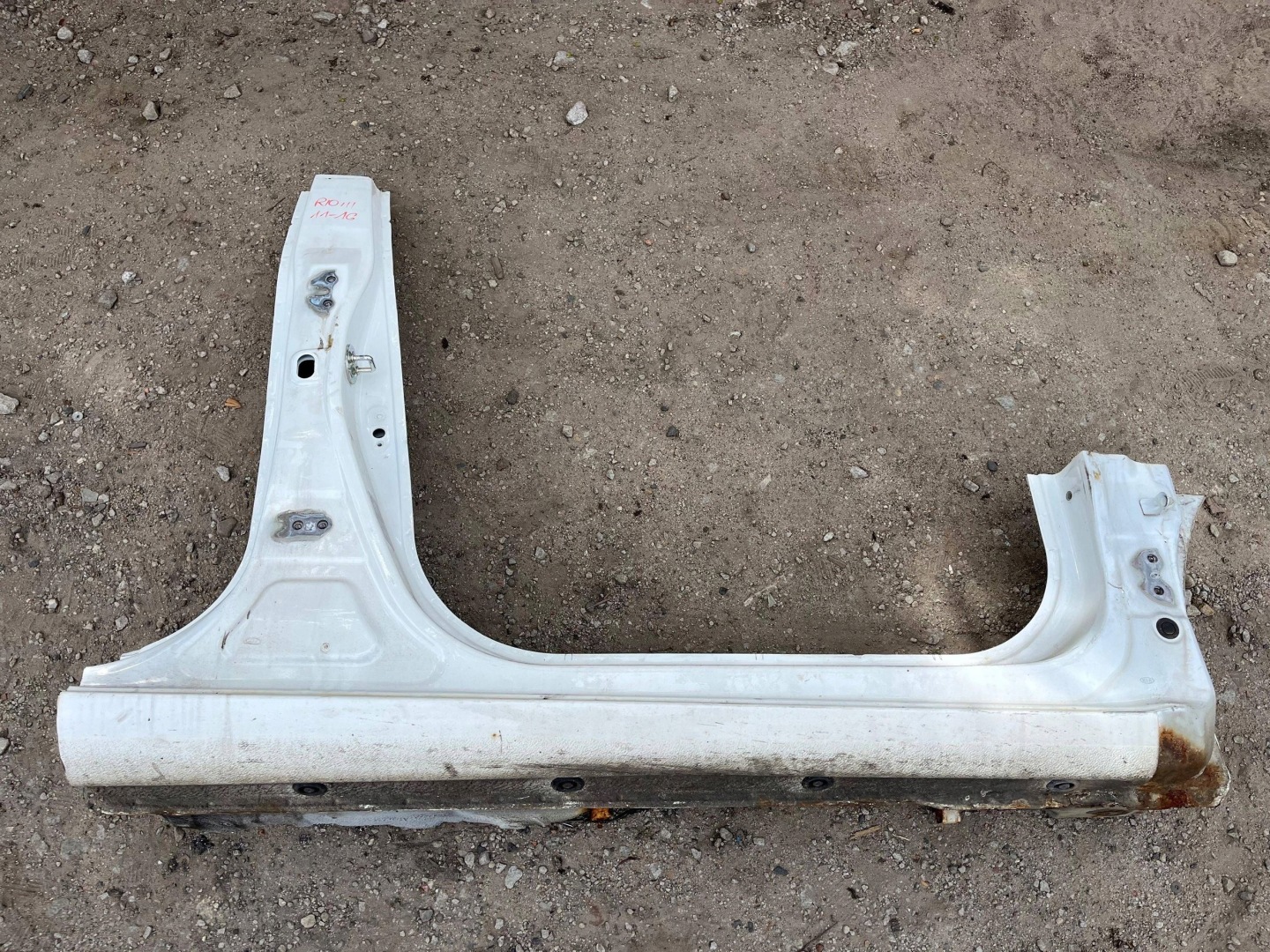 KIA RIO III threshold pillar front central right 2011-17R