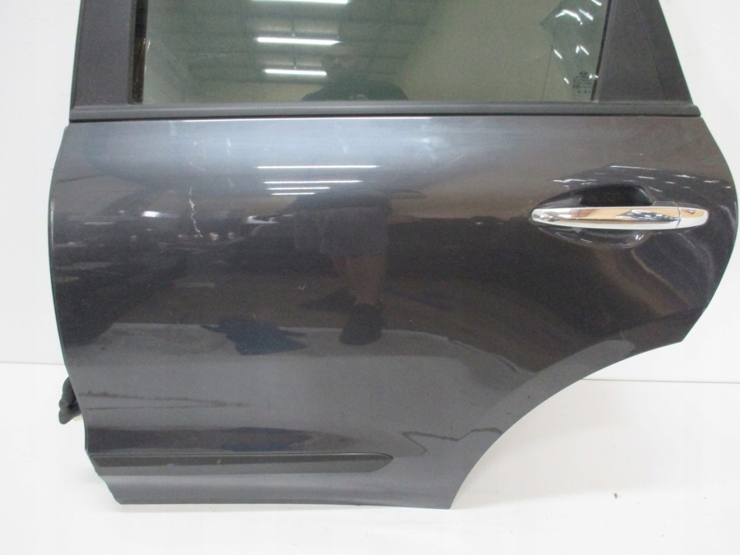 door left rear. KIA NIRO 18R