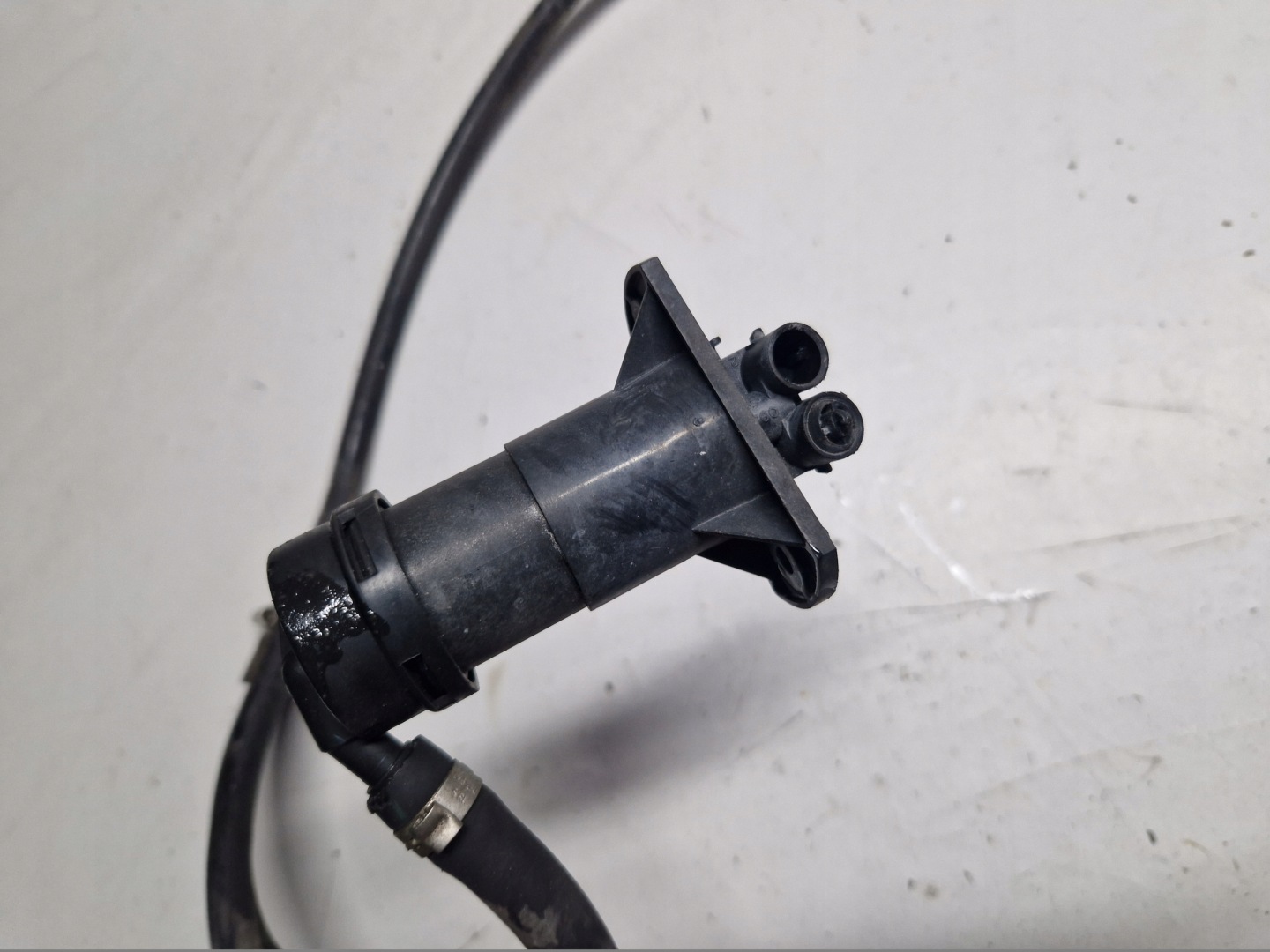 AUDI A6 C6 A6C6 washer lights right 4F0955102
