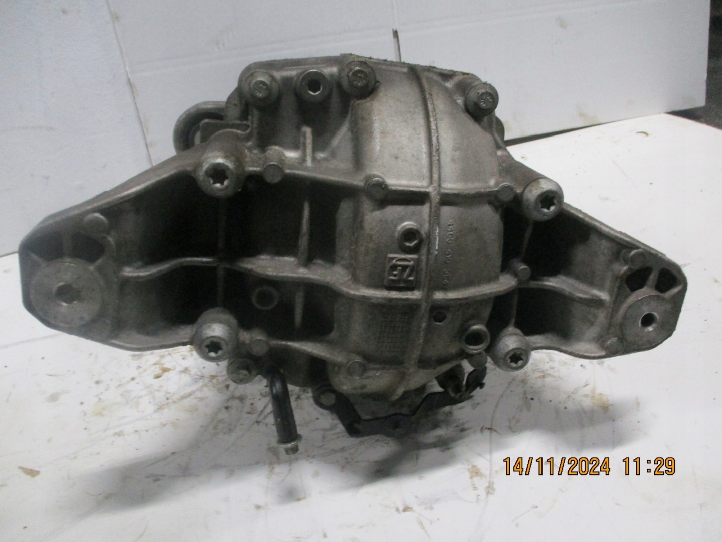 differential diff rear part MASERATI LEVANTE 06700376850