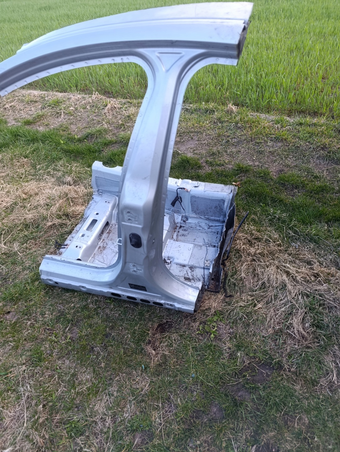 pillar threshold left jaguar xf x250 MEE