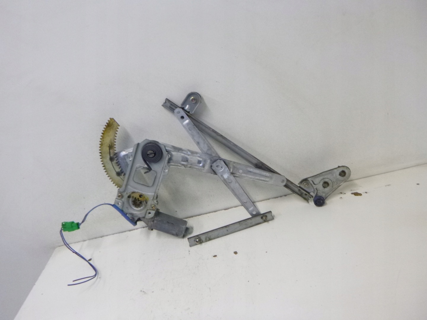 mécanisme vitre avant droite Subaru Impreza 1996