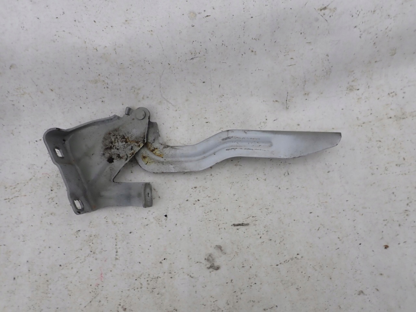 NISSAN QASHQAI II J11 13- hinge bonnets