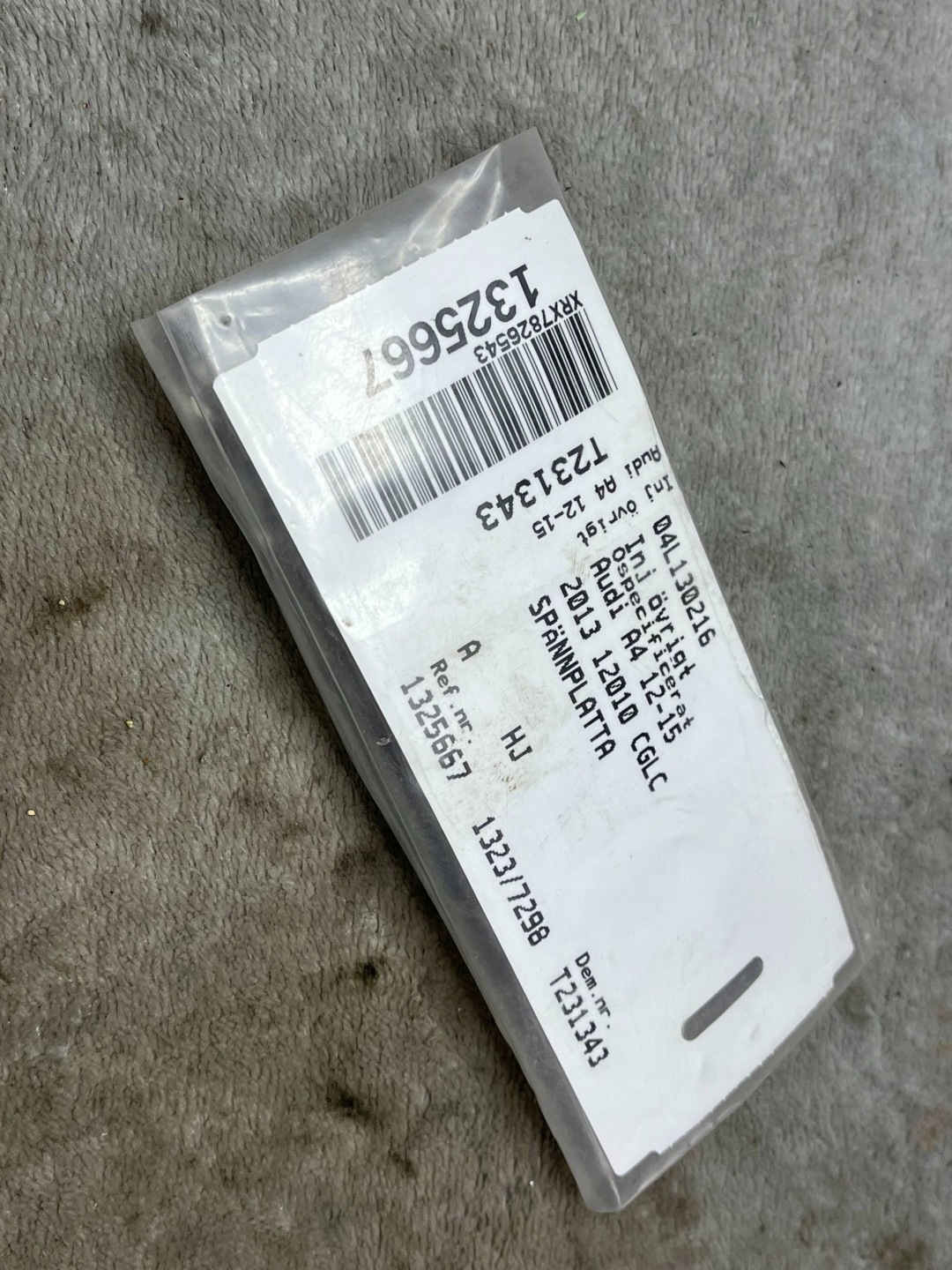 Support plaque Injecteur VW AUDI 04L130216 !J