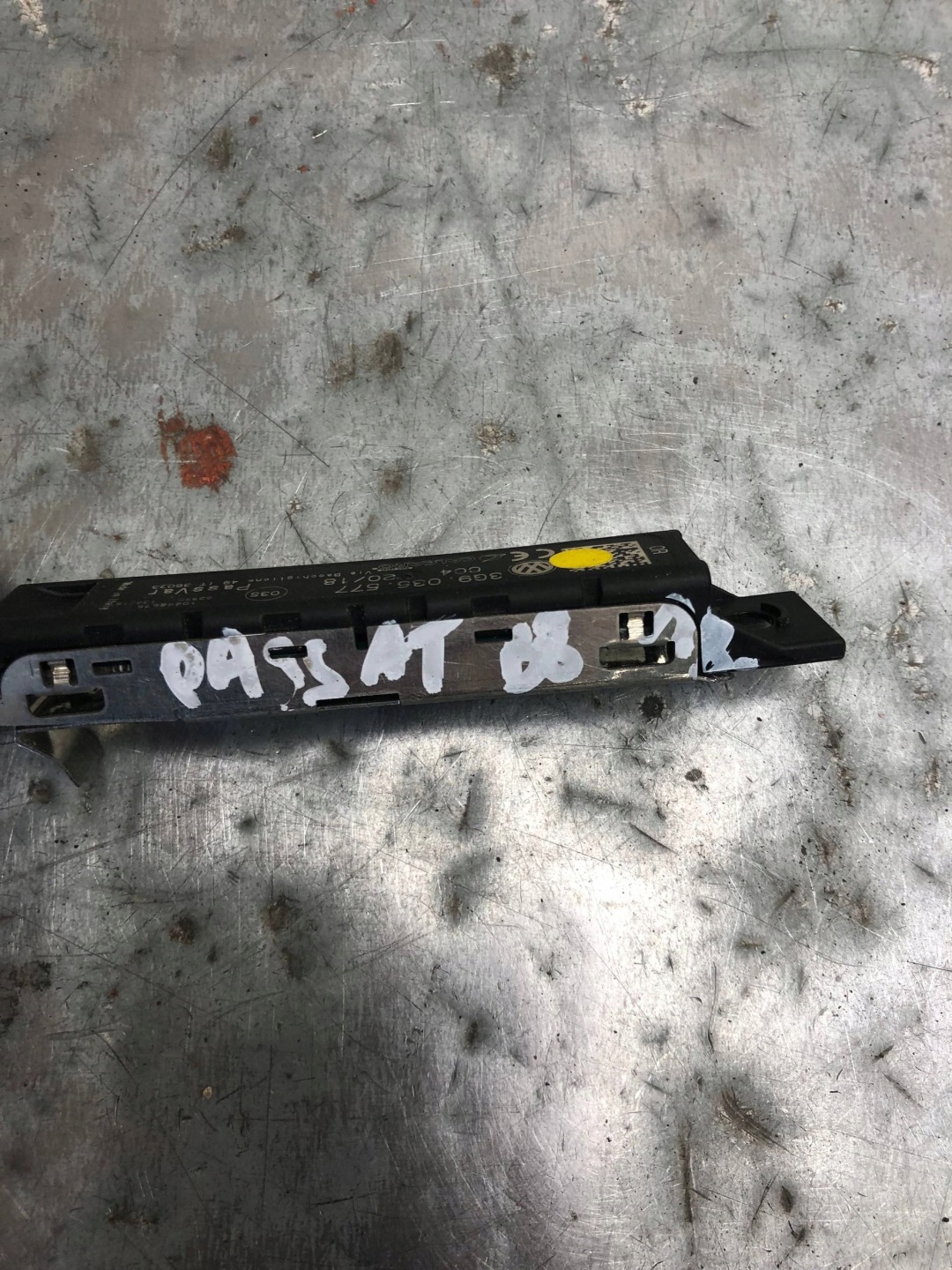 amplifier ANTENY VW PASSAT B8 3G9035577