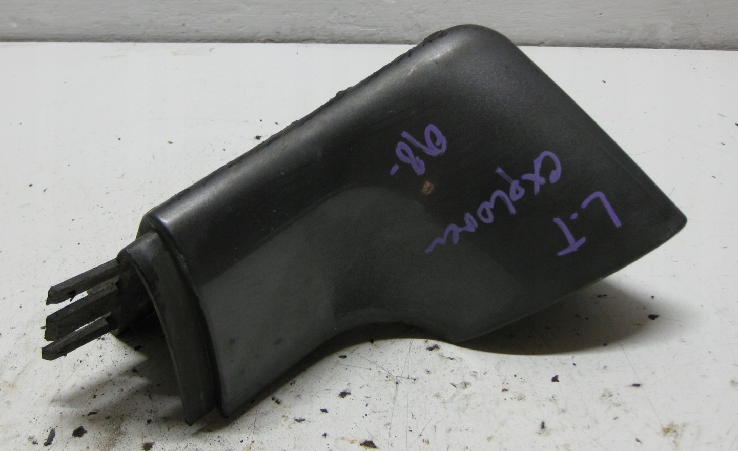 FORD EXPLORER II FL 98R corner mouldings PROGOWEJ left rear part