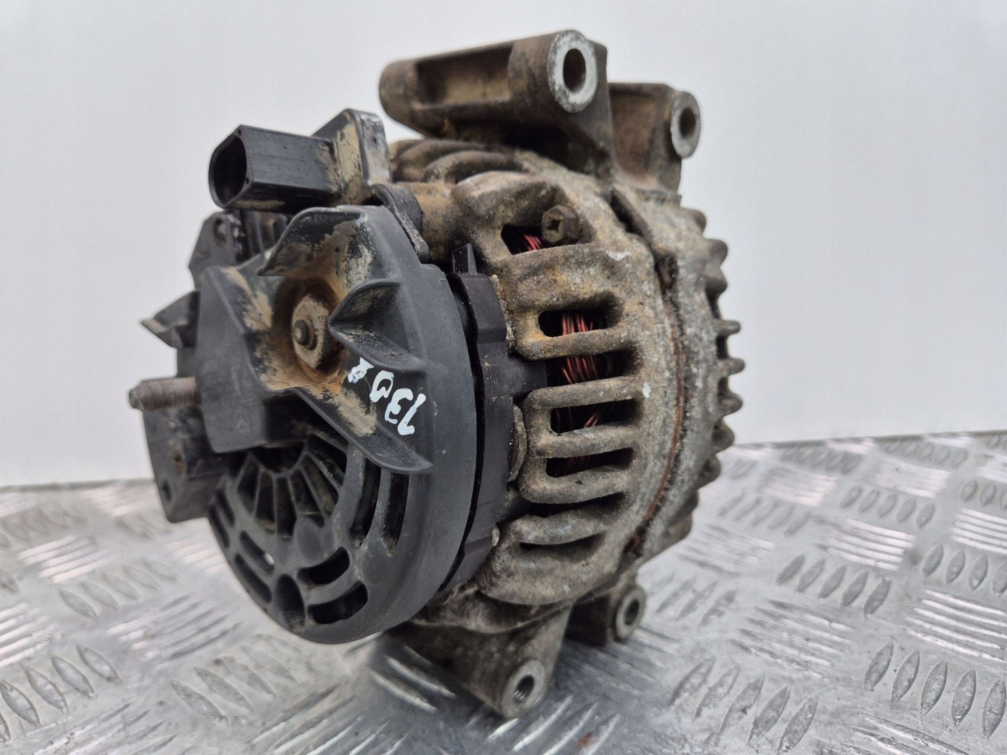 Mercedes Sprinter W906 alternator A0141542702
