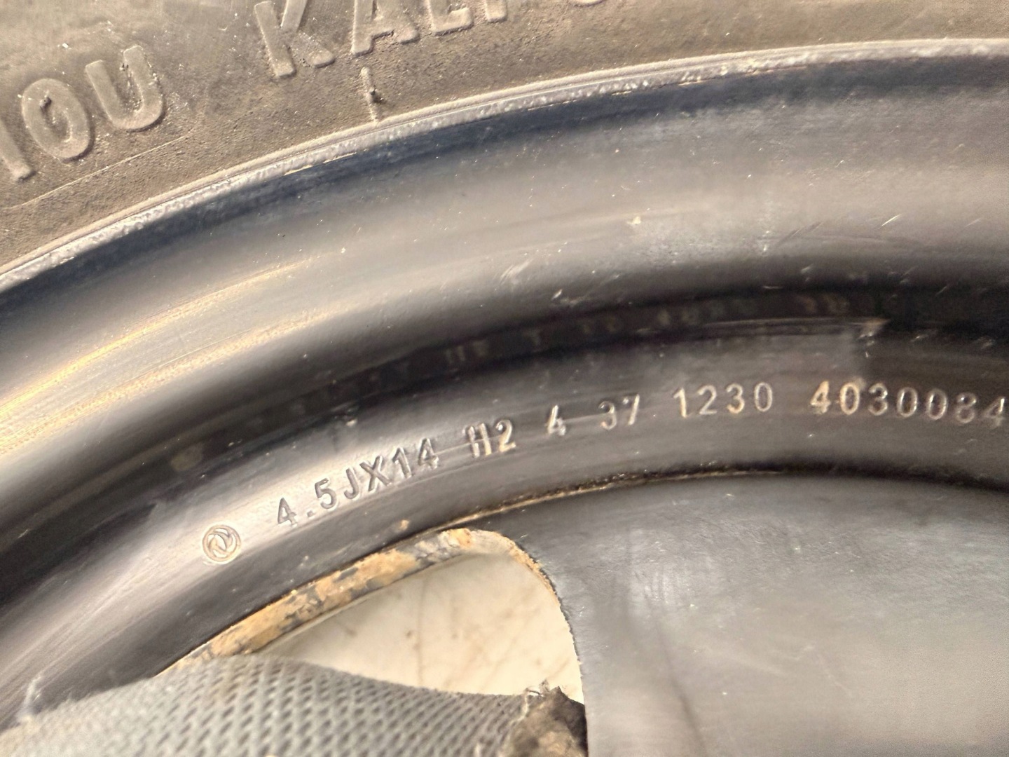 Dacia Spring disk stalowa 4.5Jx14 403008414R