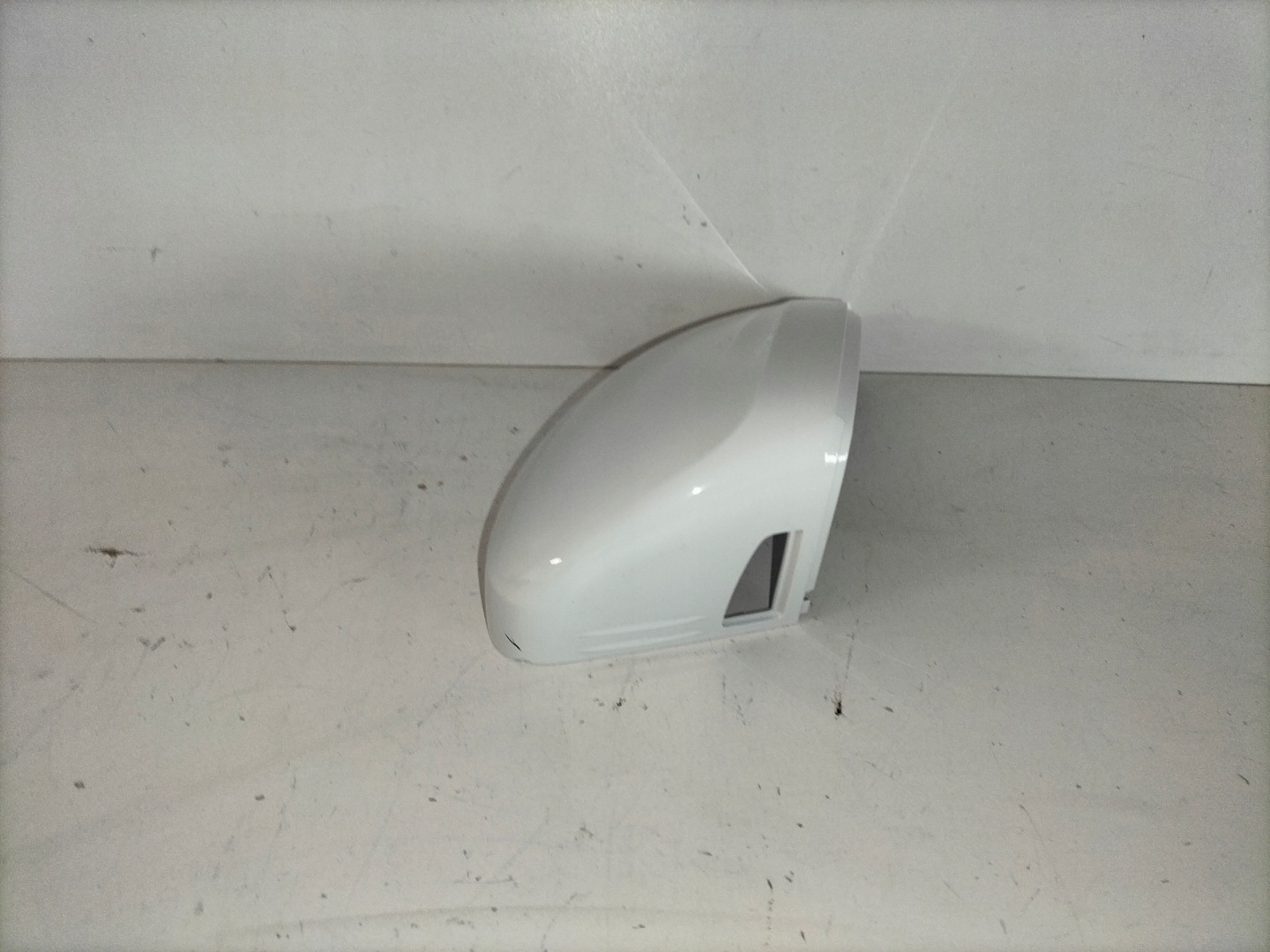 cover cap mirrors right VW TIGUAN II 16