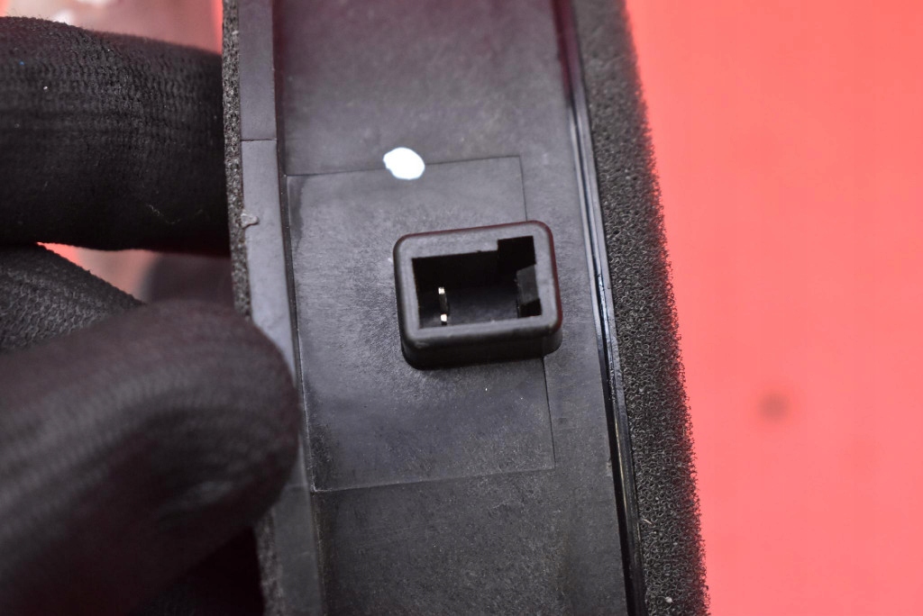 speaker left rear part 96340-A2000 KIA CEED 2 II 12-15