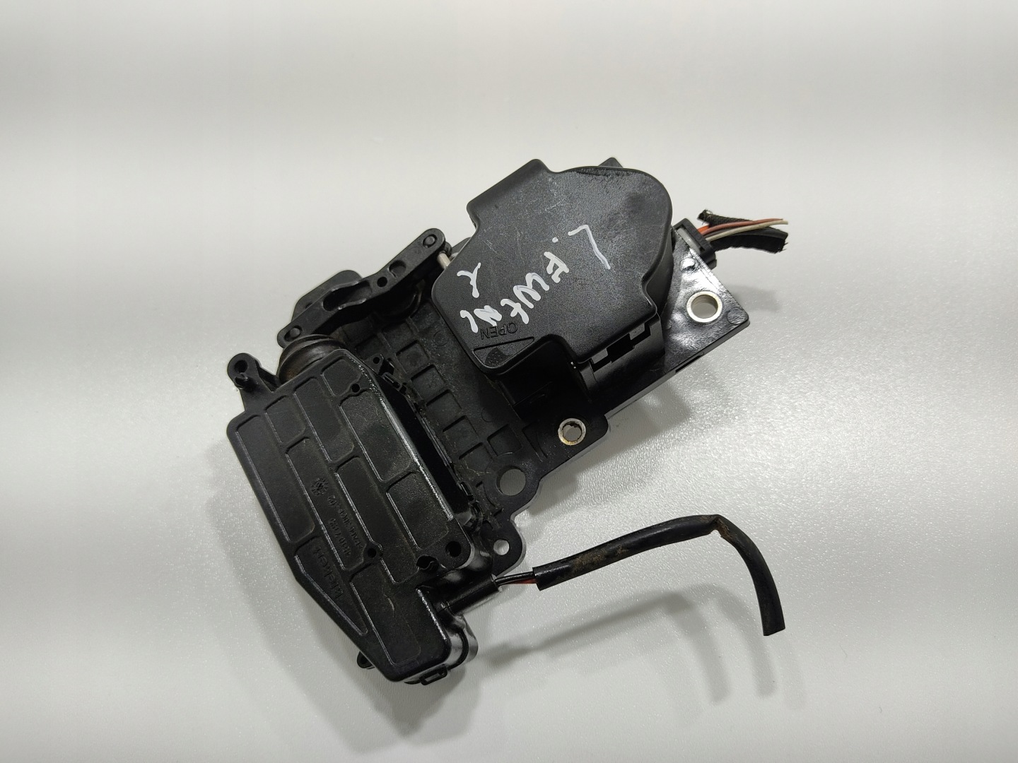 Adapter, Stecker LADOWANIA RENAULT FLUENCE ZE 243911715R 2009-2012
