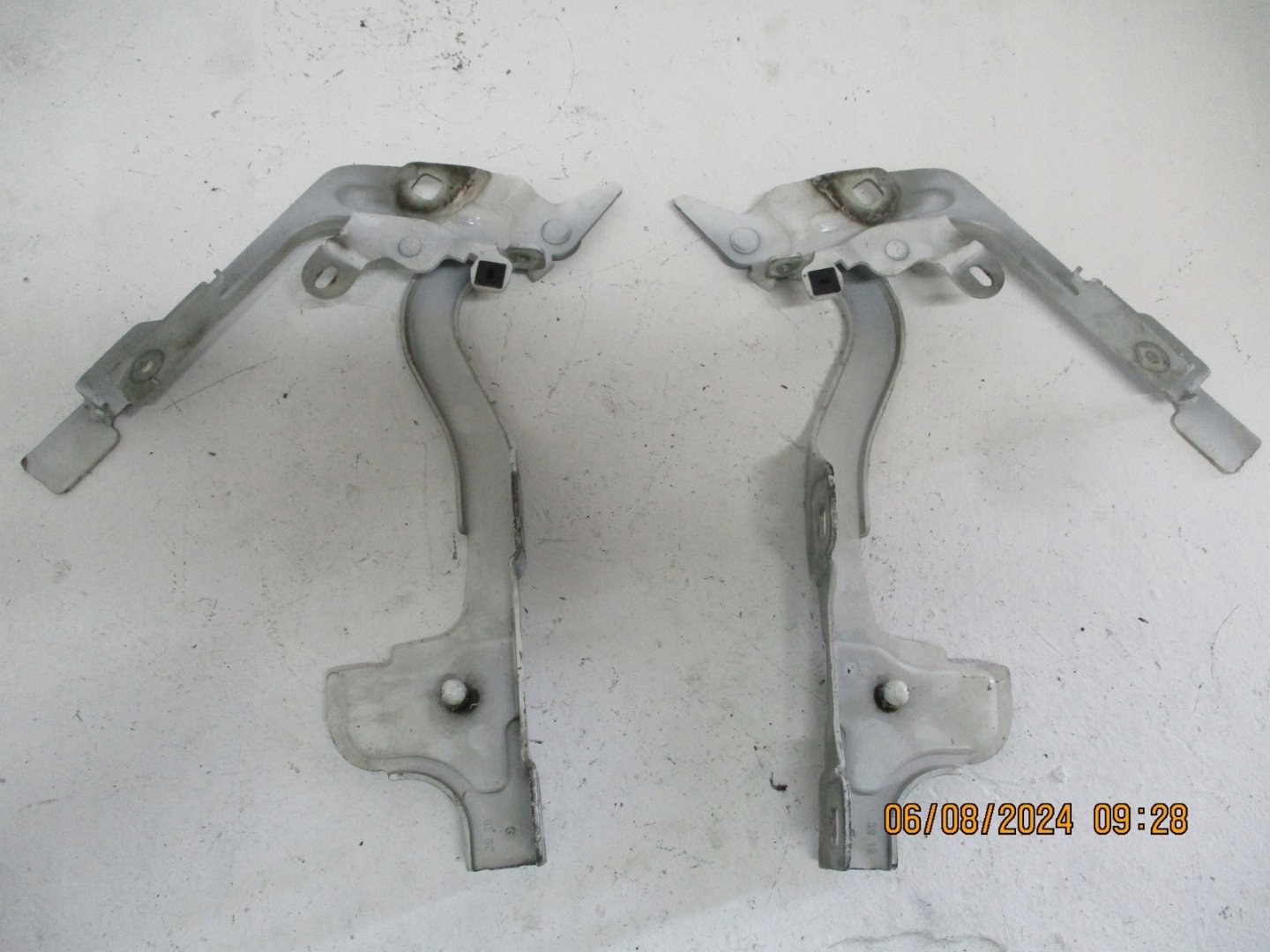hinge bonnet hinges CITROEN DS7 9829653580 9829653680 right left