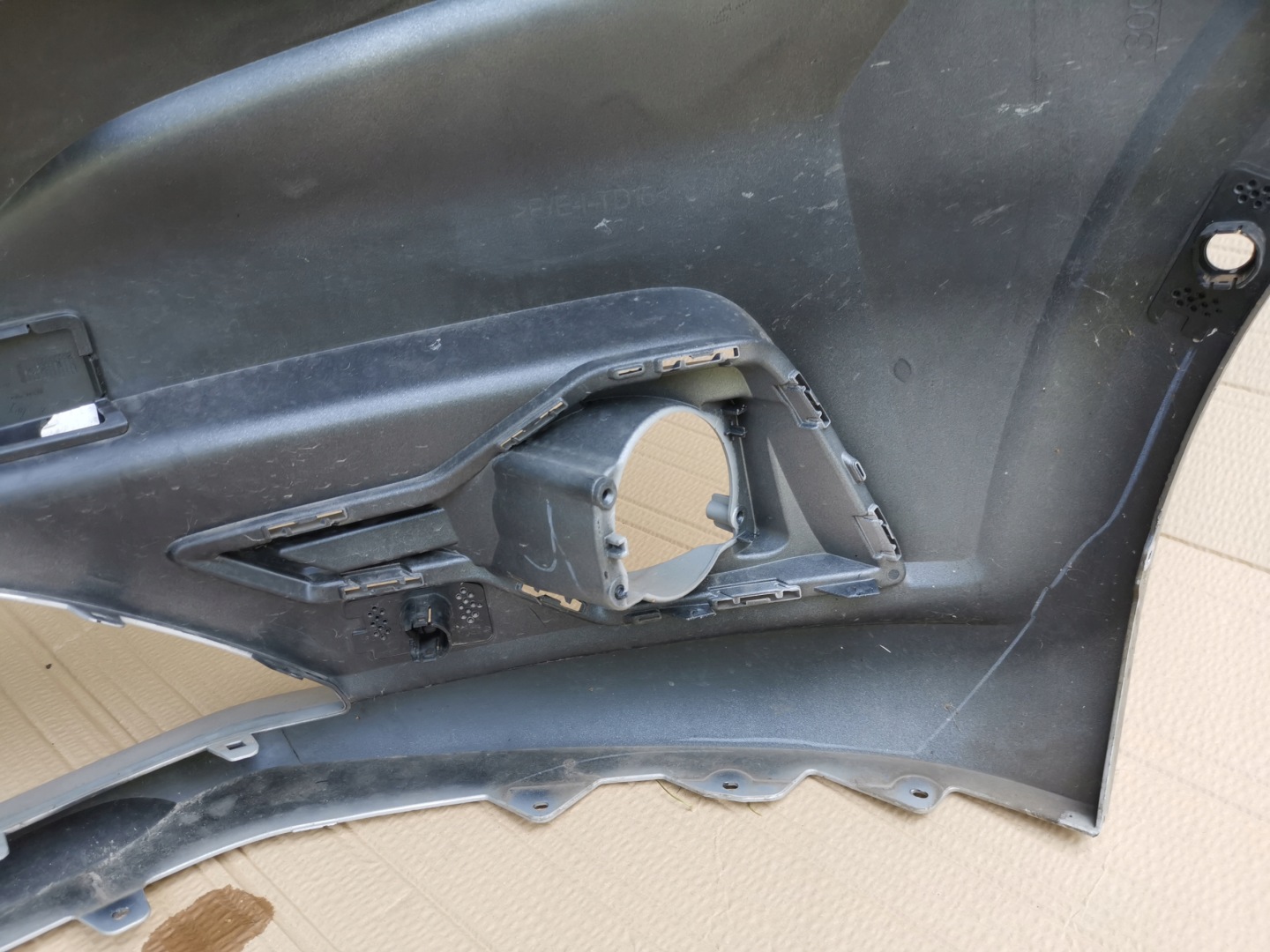 DACIA SANDERO III 3 bumper front front 620228531r