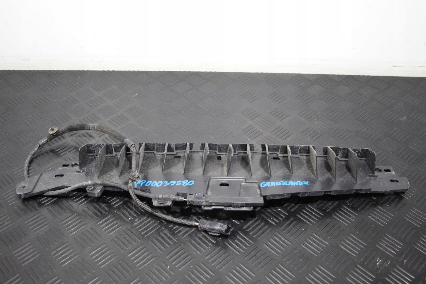 bumper bracket rear part OPEL GRANDLAND X YP00035580