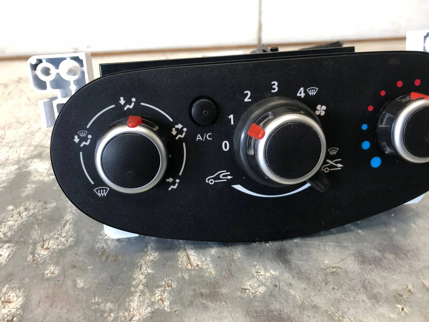 PANEL klimaanlage DACIA DOKKER 5P3741100