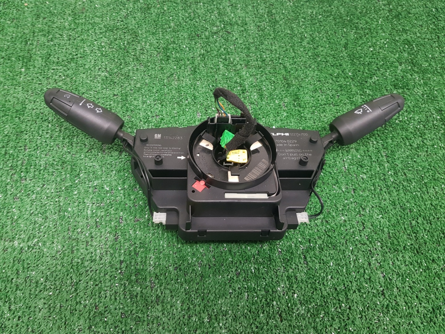 commande levier commodo sous volant OPEL CORSA D 13142283