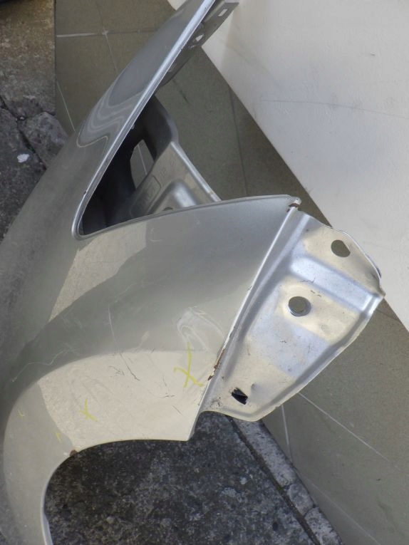 TOYOTA AURIS and 2006- fender right front