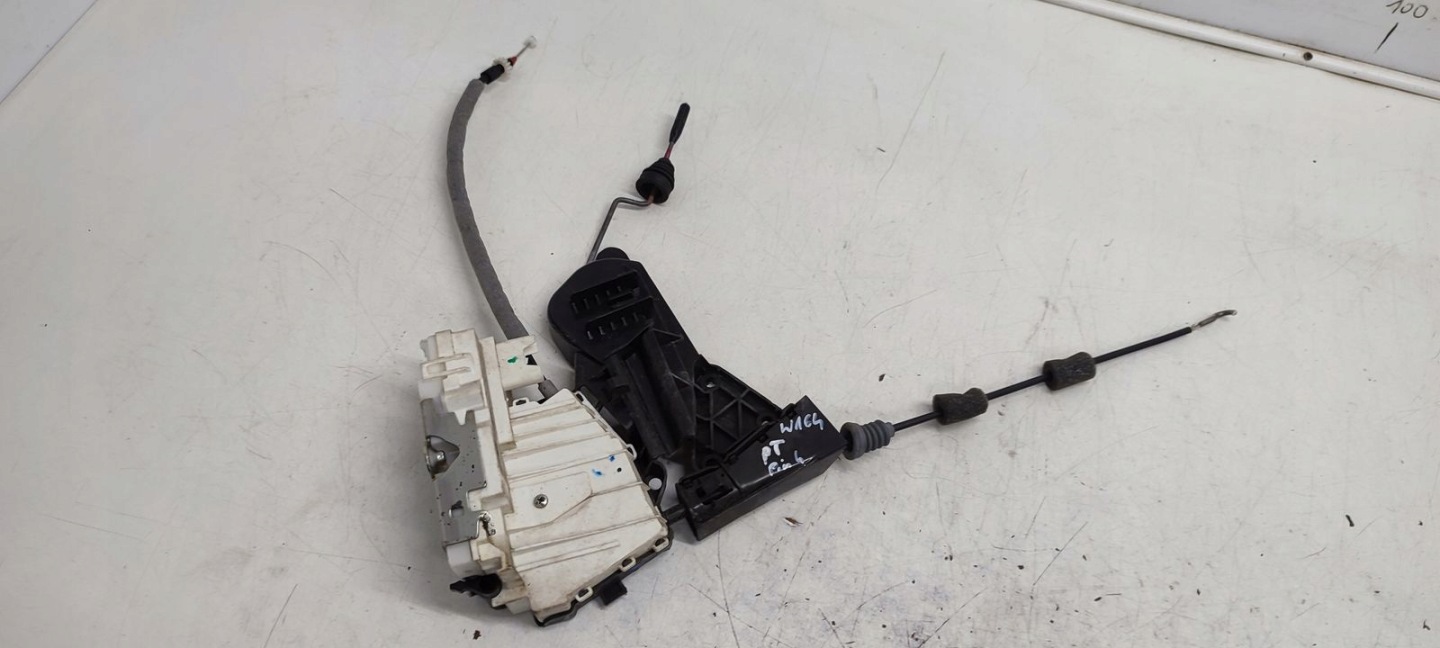 lock door rear part rear right Mercedes W164
